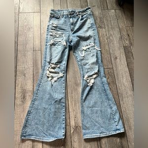 Women’s American Eagle Super Hi Rise Flare Jeans Next Level Stretch Size 10